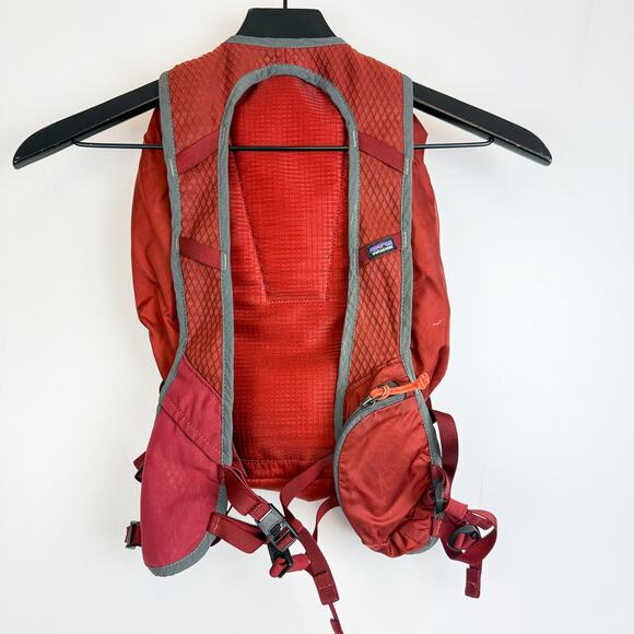 Patagonia Nine Trails 15L Backpack Orange Red - Picture 4 of 10